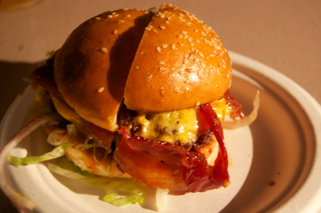 #NationalBurgerDay Review Emma Rose Tully